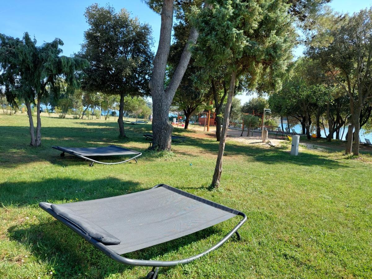 מלון באניולה Grand Veles Camp מראה חיצוני תמונה