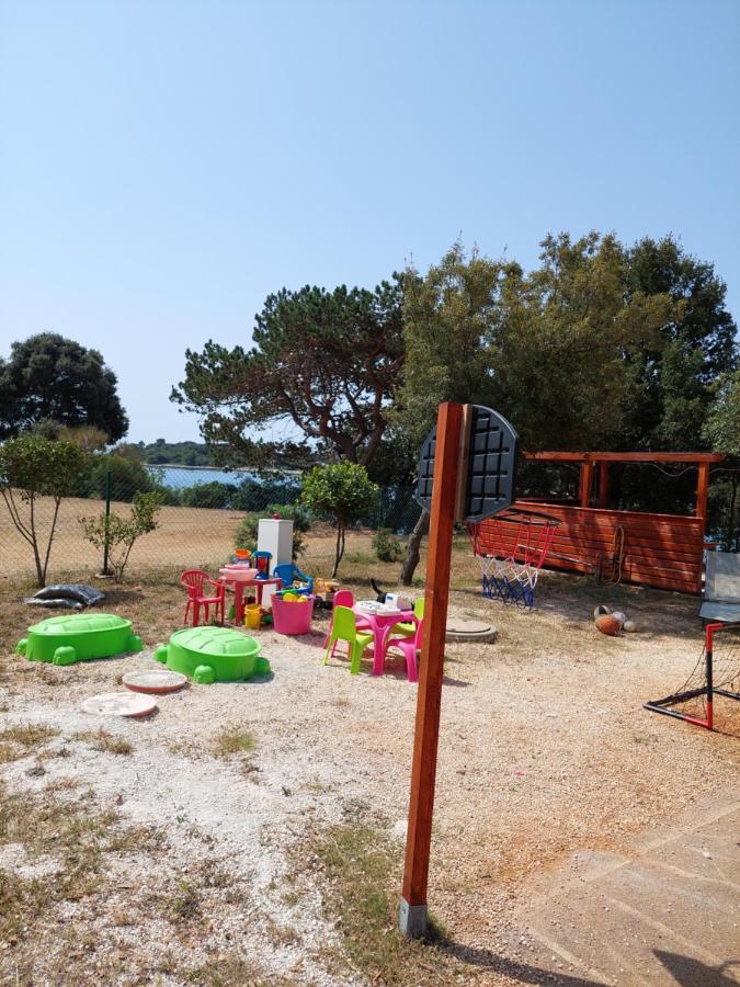 מלון באניולה Grand Veles Camp מראה חיצוני תמונה