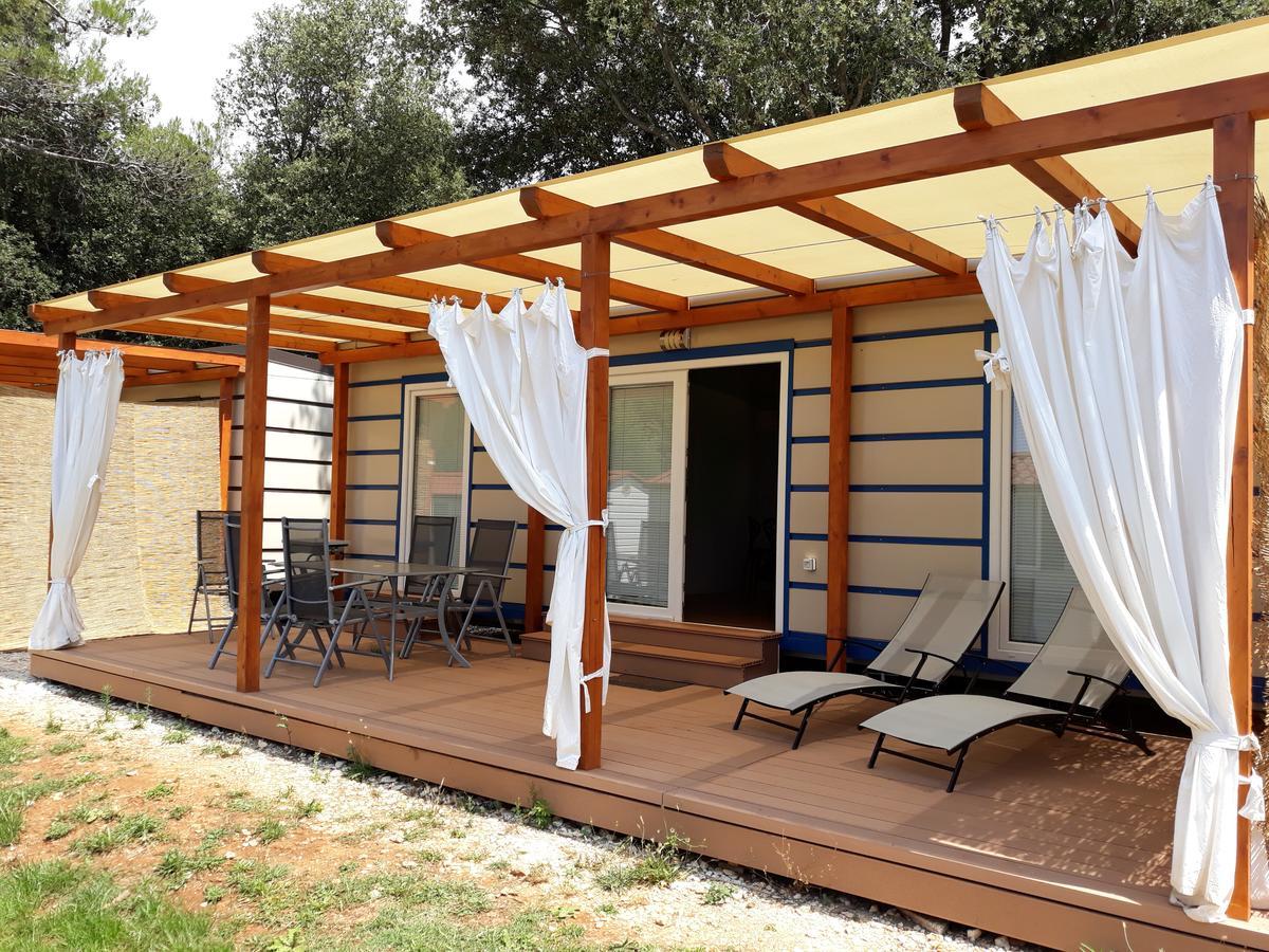 מלון באניולה Grand Veles Camp מראה חיצוני תמונה