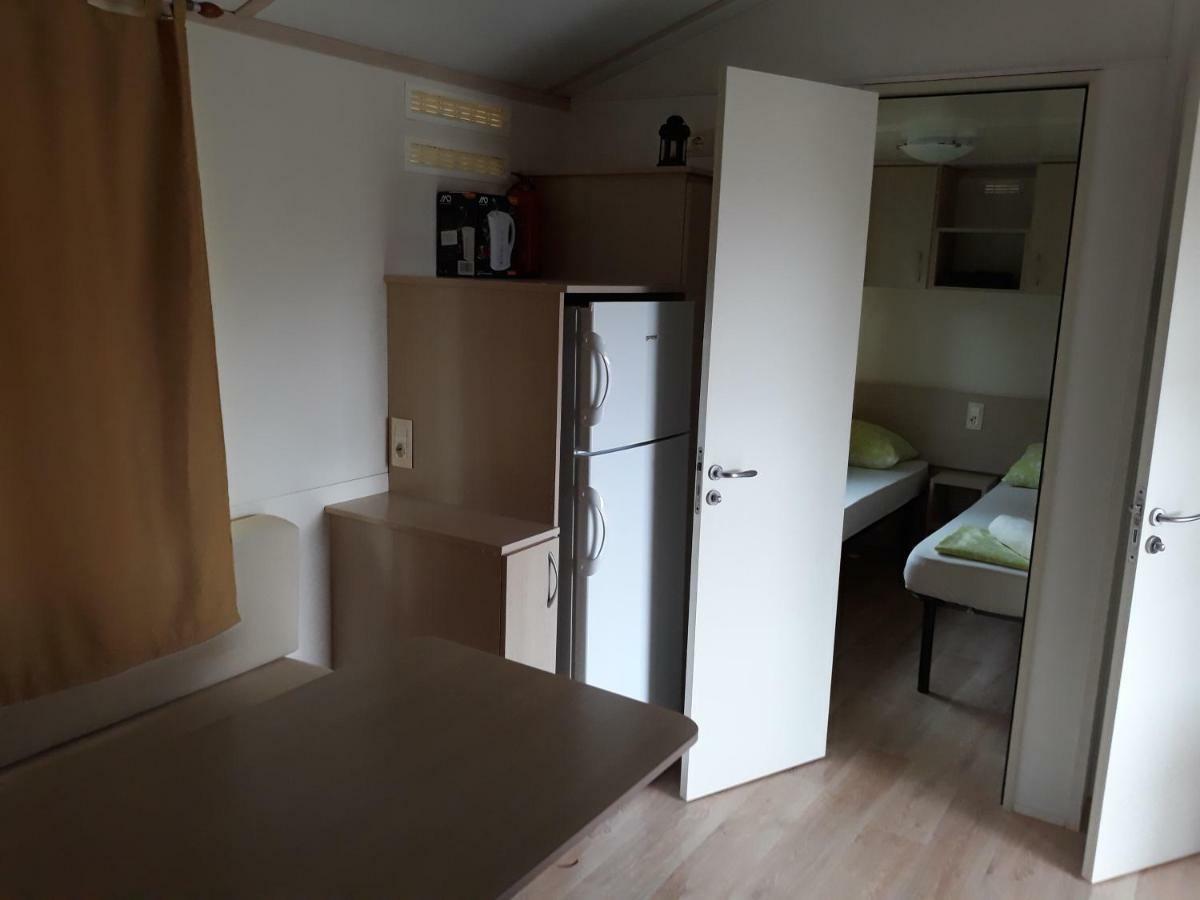 מלון באניולה Grand Veles Camp מראה חיצוני תמונה
